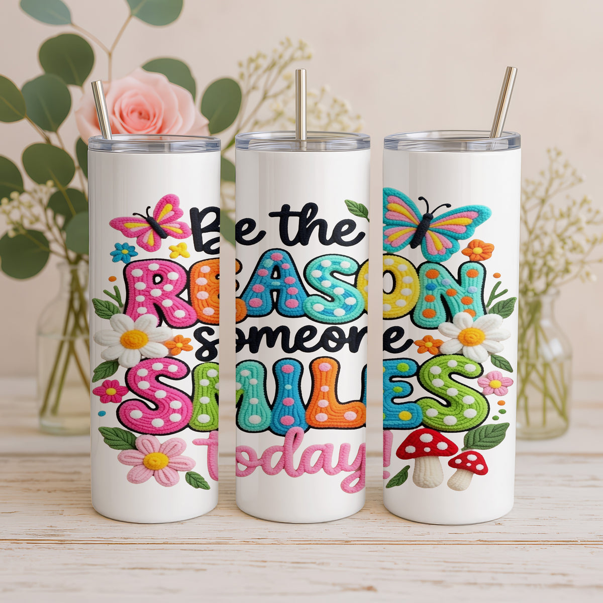 Thermobecher „Be the Reason Someone Smiles Today“ – Buntes Blumen & Schmetterlinge Design